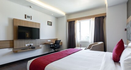 Shivas Galaxy Hotel Room Type - Deluxe Room