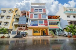 Via Sunshine Regency