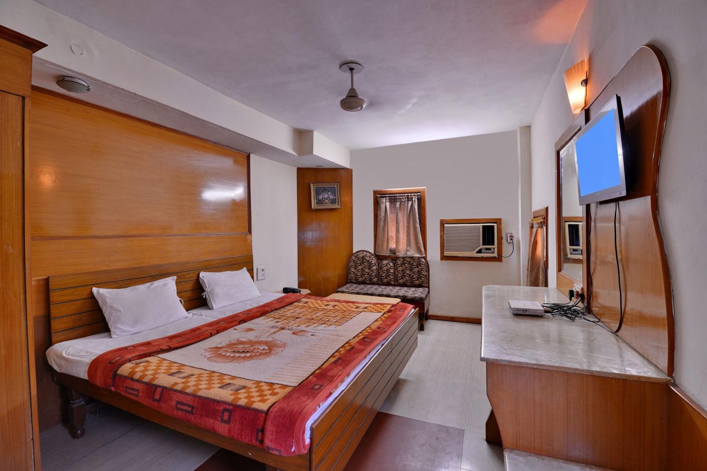 Hotel Flyover Classic - Tap to explore photos