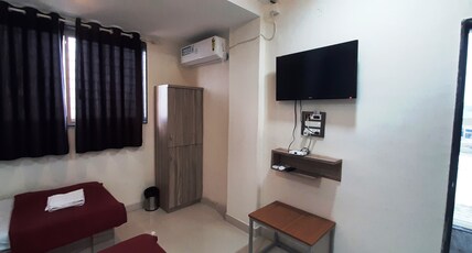 Hotel Suruchi Room Type - Deluxe Non Ac