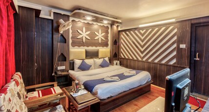 Hotel Naveen Room Type - Srandard Room Hotel Naveen Room Type - Srandard Room