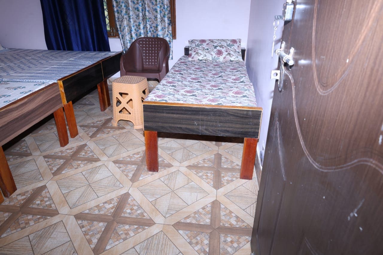 Hotel Shivkripa - Tap to explore photos