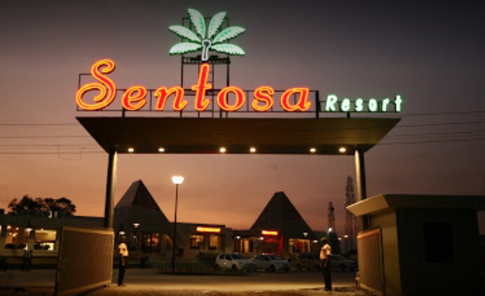 Sentosa Resorts and Water Park - Tap to explore photos