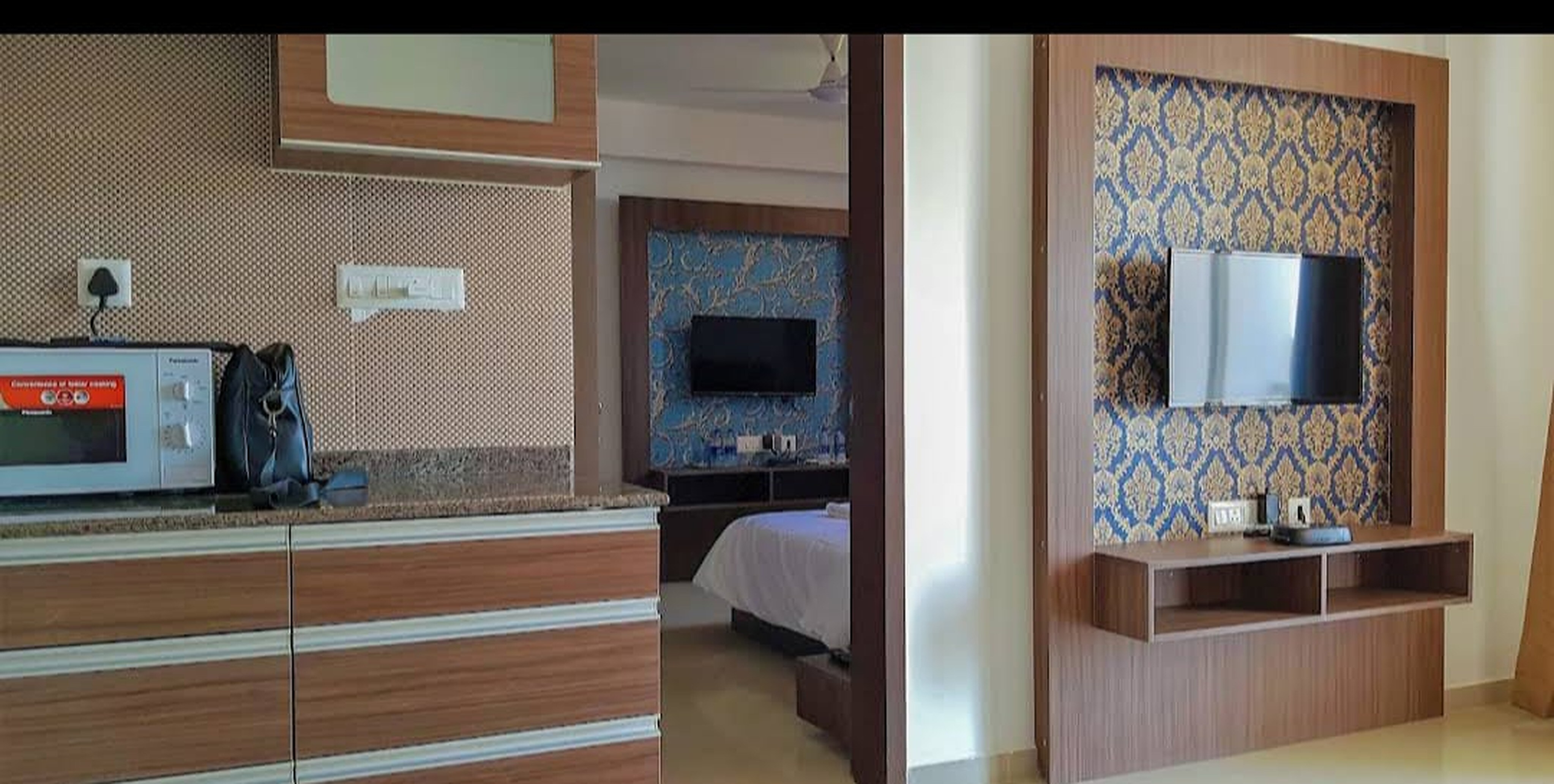 Aryaan service apartment - Tap to explore photos