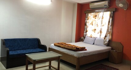 Hotel Nandanik Palace Room Type - NON AC QUADRUPLE BEDROOM