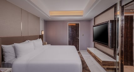 Aira Bangkok Sukhumvit 11 by Kingston Hotels Room Type - Deluxe King Room Aira Bangkok Sukhumvit 11 by Kingston Hotels Room Type - Deluxe King Room