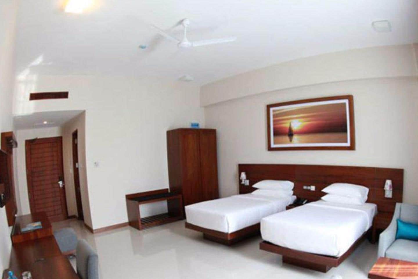 Mirage Hotel Colombo - Tap to explore photos