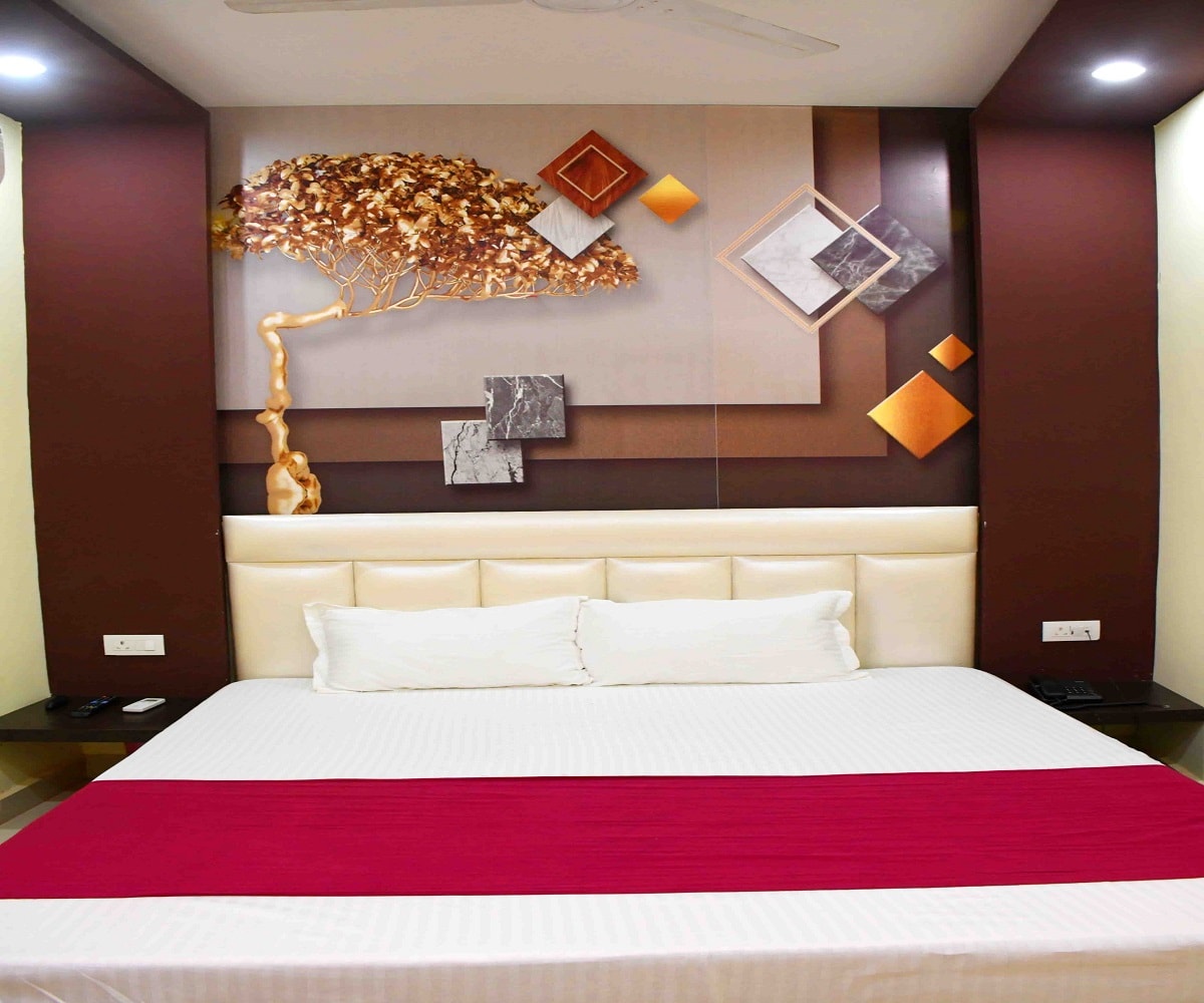 Hotel River Front - Tap to explore photos