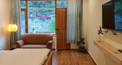 Yutori Homestays Room Type - Standard Premium Room