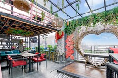 Hotel Brill View on EM Byepass Near Science City