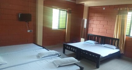 Abhiman Residency | Rooms & Caretaker Room Type - Non Ac Deluxe Five Bed Room with 2 attached Bathroom