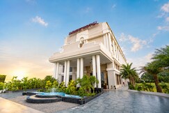 Pride Hotel & Convention Centre Indore