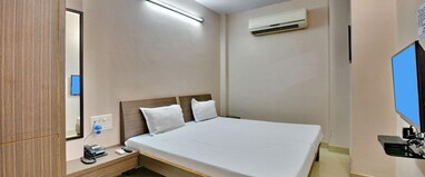 Hotel Shadaab Inn