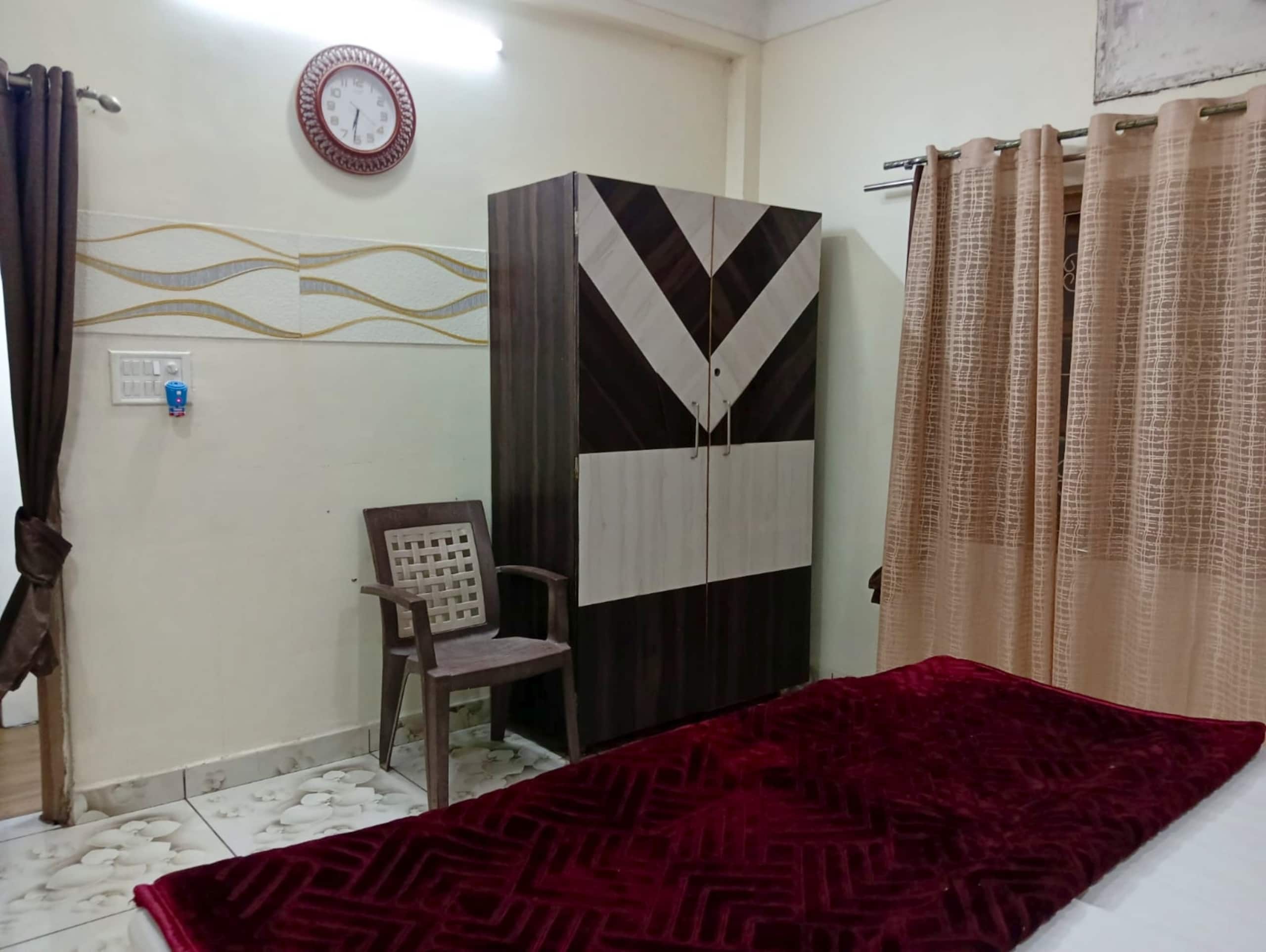 ShreenathJi Homestay Spacious 2BHK 2 AC Cooler - Tap to explore photos