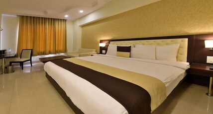 Hotel Madhuban Room Type - Super Deluxe Room with Free Wifi