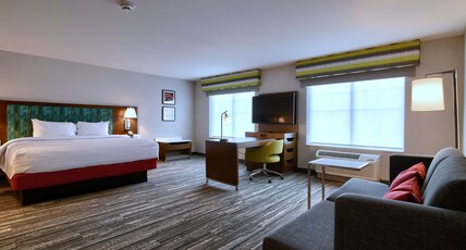 Hampton Inn Lincoln White Mountains Room Type - 1 KING STUDIO MICRWV FRIDG