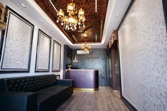 Hotel LMK Plaza