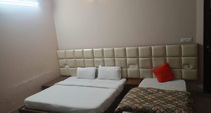 Queens Pearl Inn  Room Type - Premium Room