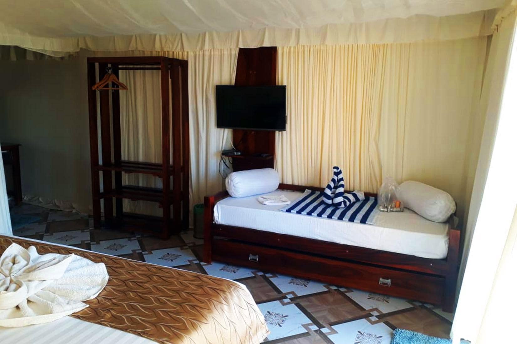 LION PARK HOTEL AND RESORT - Tap to explore photos