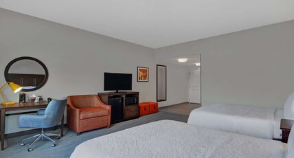 Hampton Inn Bath (Brunswick Area) Room Type - 2 QUEEN BEDS NONSMOKING
