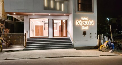 Hotel Niyathi Room Type - Suite