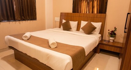Hotel Grand Heritage Room Type - Deluxe Room Non Ac No Lift Hotel Grand Heritage Room Type - Deluxe Room Non Ac No Lift