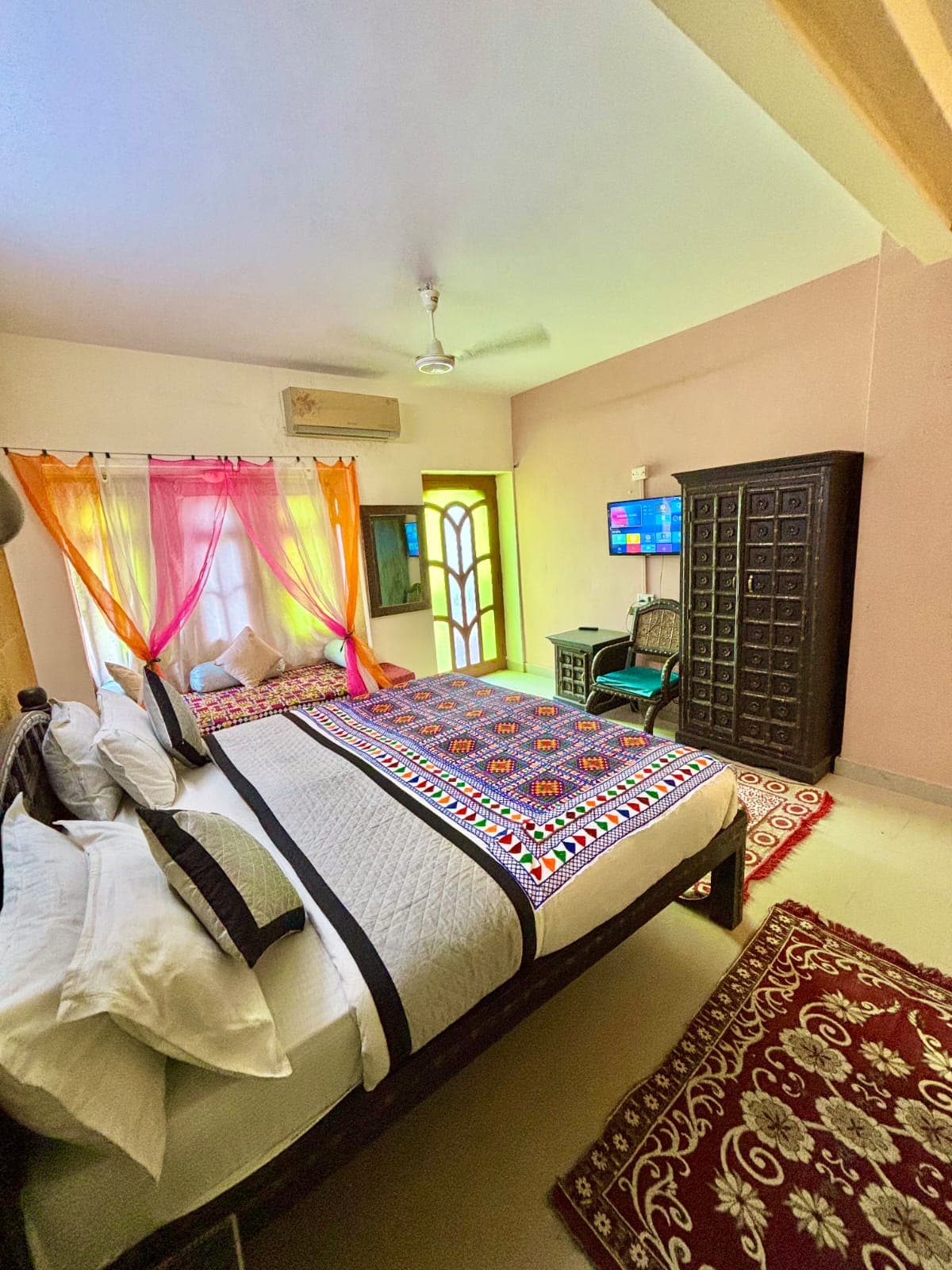 Hotel Shahiraj Jaisalmer - Tap to explore photos