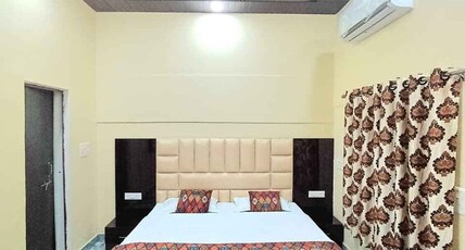 Orchha Best Homestay Room Type - Deluxe Room AC