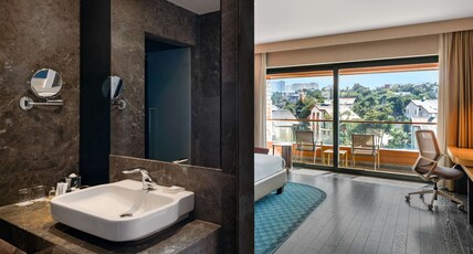 Radisson Blu Hotel & Spa, Istanbul Tuzla Room Type - Superior Room - Pool View and Balcony