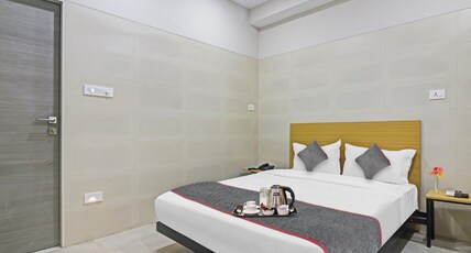 Townhouse Ameerpet Room Type - Classic