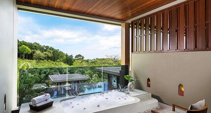 Avista Hideaway Phuket Patong - MGallery Room Type - Premier Room, Whirlpool Bath, 1 King Bed Avista Hideaway Phuket Patong - MGallery Room Type - Premier Room, Whirlpool Bath, 1 King Bed
