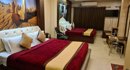 Hotel Rajpur Heights Room Type - Deluxe Family Room Garden View