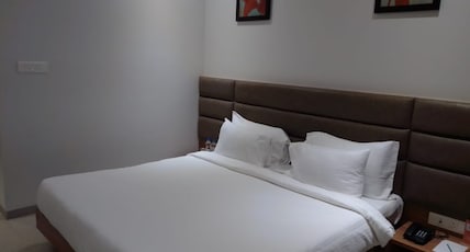 Enrise By Sayaji, Khed Shivapur Room Type - Premium Room