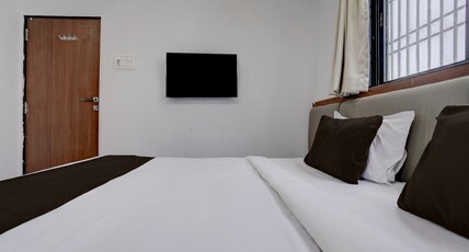 Hotel O Shree Lodging Room Type - Classic