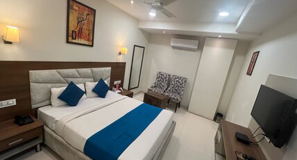 HOTEL ATHENS Room Type - Deluxe Room with work desk HOTEL ATHENS Room Type - Deluxe Room with work desk