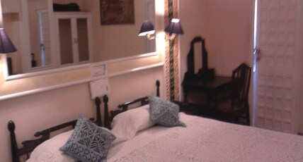 Hotel Narayan Niwas Palace Room Type - Classic Room