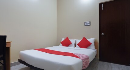 Hotel O DumDum Thana More Formerly Bimla Regency Room Type - Saver Double (X)