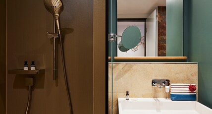 Hotel Indigo Dresden - Wettiner Platz, an IHG hotel Room Type - 1 Queen Bed Premium