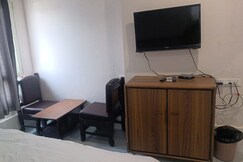 Vishnu Priya AC Lodge