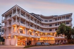 Devon Hotel