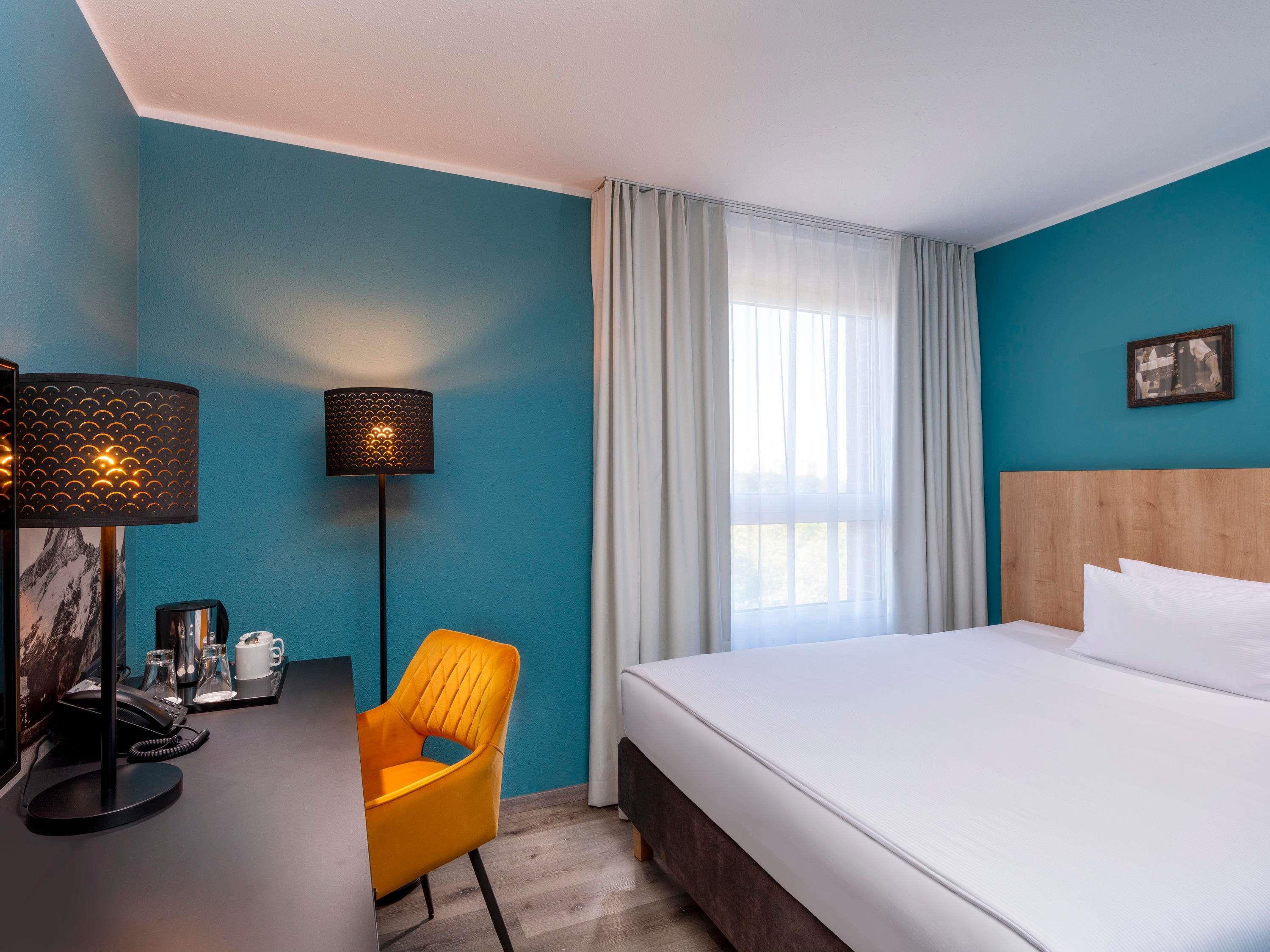Mercure Hotel Muenchen Neuperlach Sued - Tap to explore photos