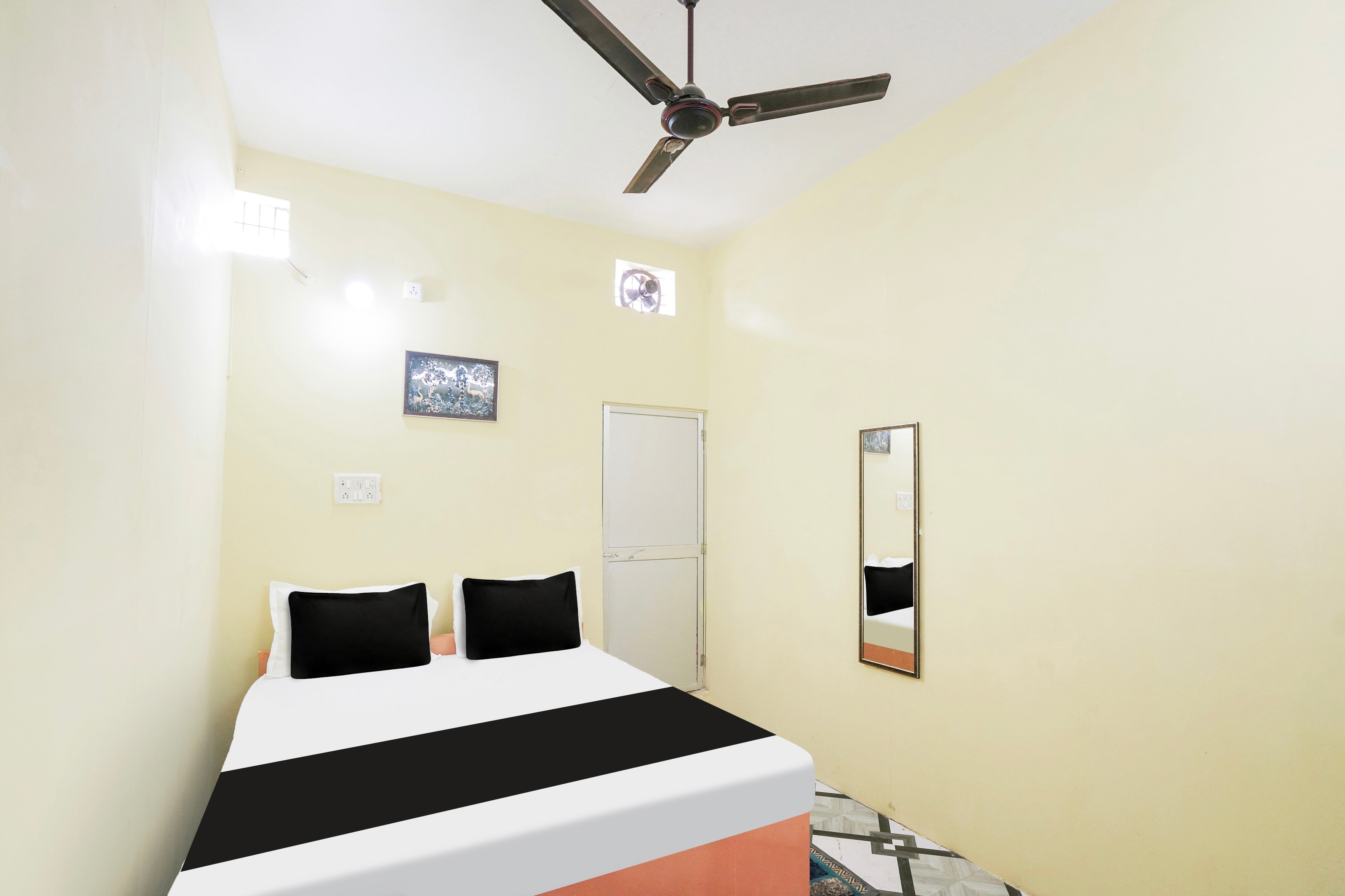 Hotel O Blue Sky - Tap to explore photos