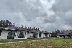 Kavalubare Retreat by Dazzle Destinations | Private Cottages and Rooms | Near to City