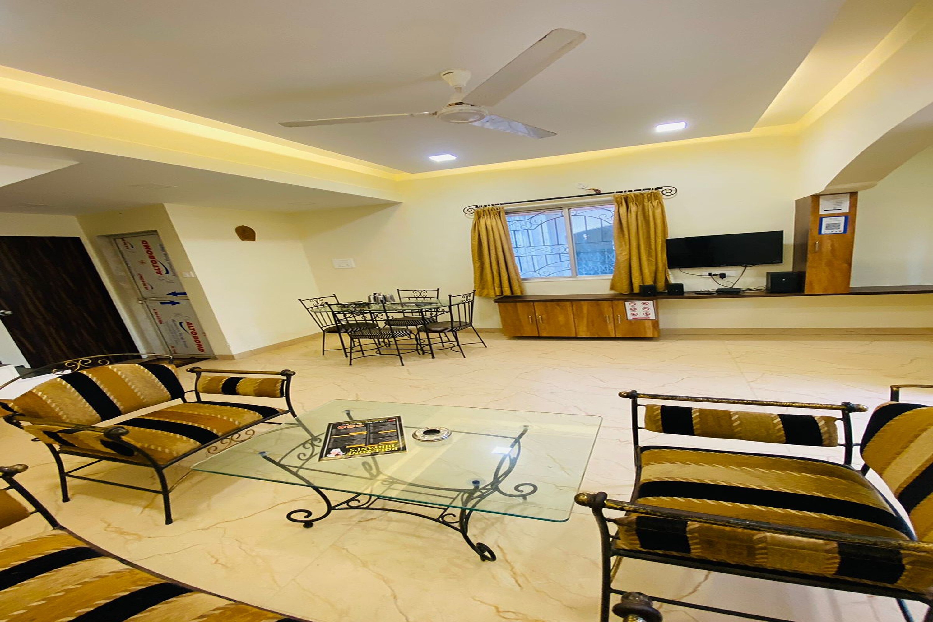 Ivy Pearl 2 Bhk House with Common Pool R H No 4 - Tap to explore photos