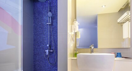 ibis Styles Siem Reap Room Type - Superior Room with 2 single beds