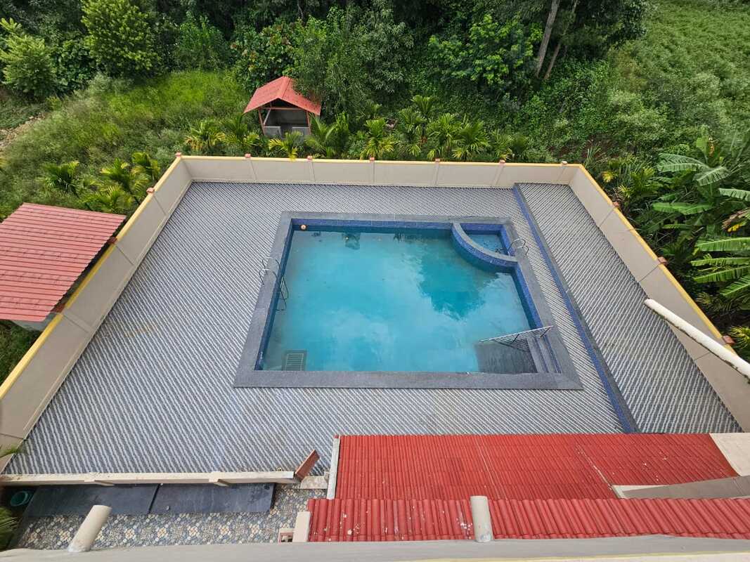 Hill Down Homestay Chikmagalore - Tap to explore photos
