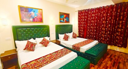 Waneposh Holidays Room Type - Bedroom 5