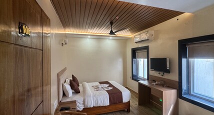 Hotel Sea Forest Room Type - Premium Room with Balcony & Forest View
