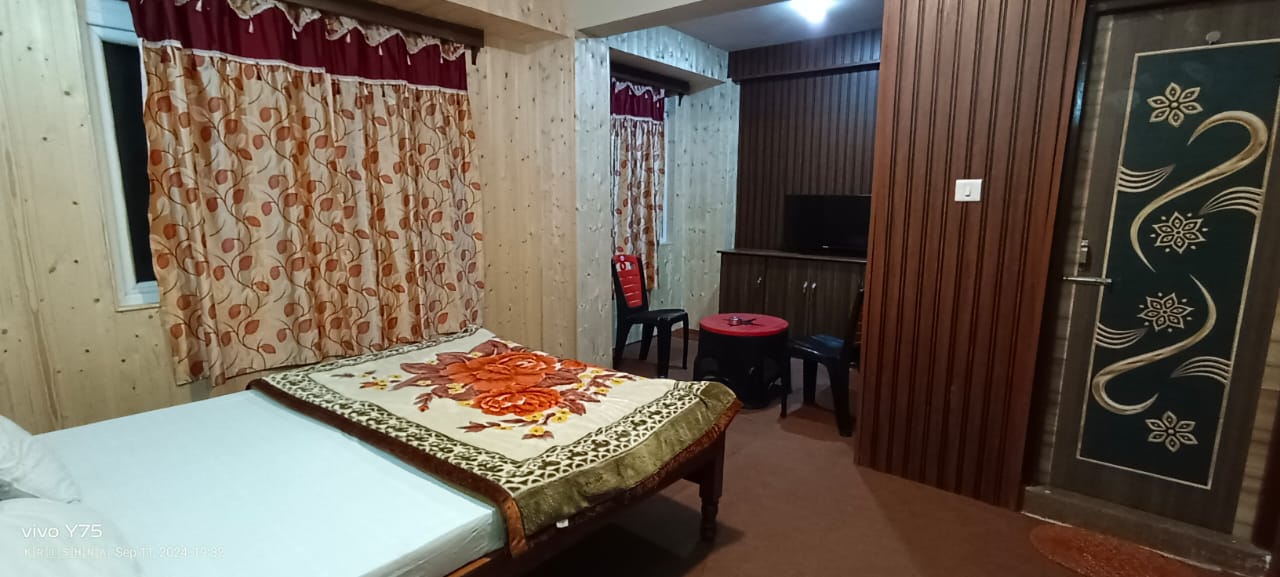 Long View Homestay - Tap to explore photos