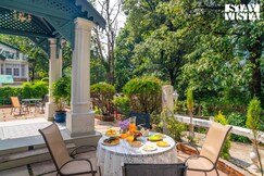 StayVista at Dove @ The Emily Chalet